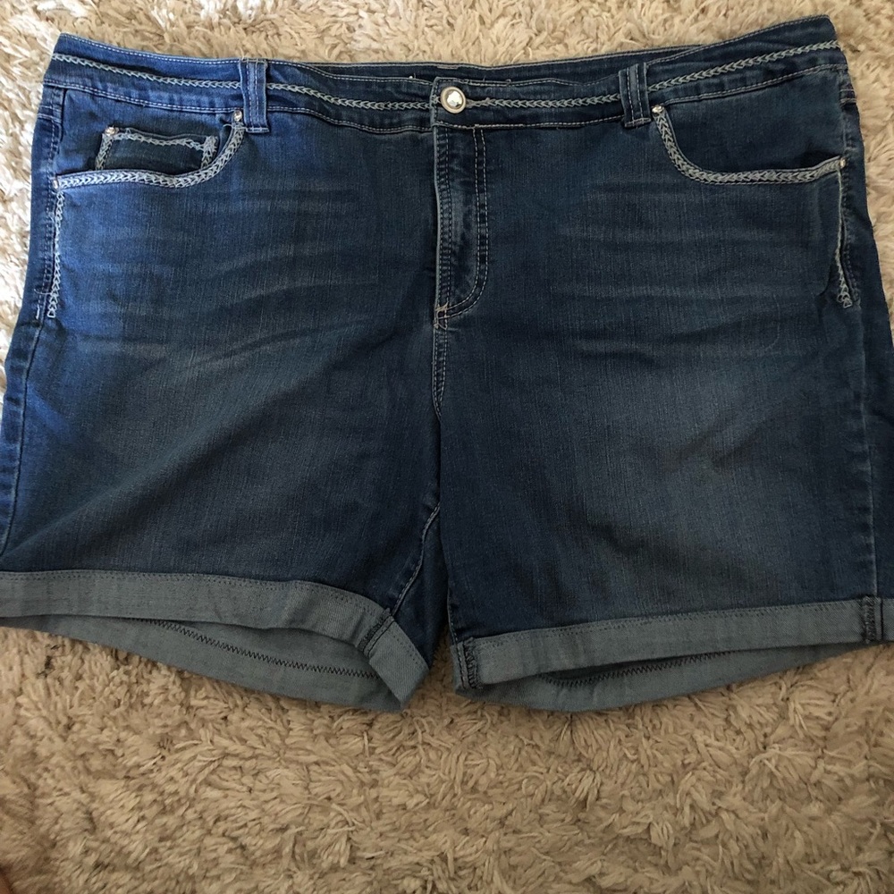 Inc denim shorts size 24